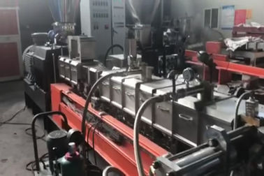 Mesin Pelletizing Pvc Output Tinggi Pp Karbon Masterbatch Membuat Butiran Warna
