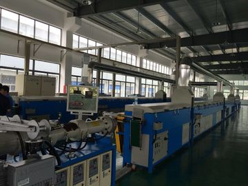 Cina EPDM Jalur Karet Ekstrusi Line, CE ISO9001 Silicone Rubber Extrusion Machine pabrik