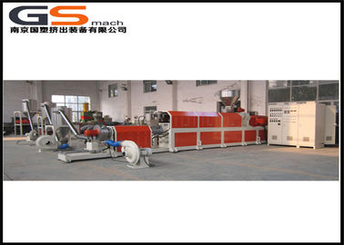 Cina Anti Api Master Batch Plastik Pellet Extruder Sistem Pendingin Air Pendingin pabrik
