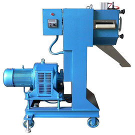Cina Low Noise Plastic Pellet Extruder Machine / Peralatan Granulasi Untuk Sistem Pemotongan Limbah Filamen pabrik